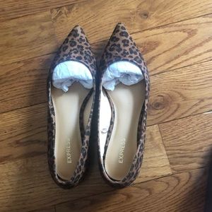 Express Pointed toe flats